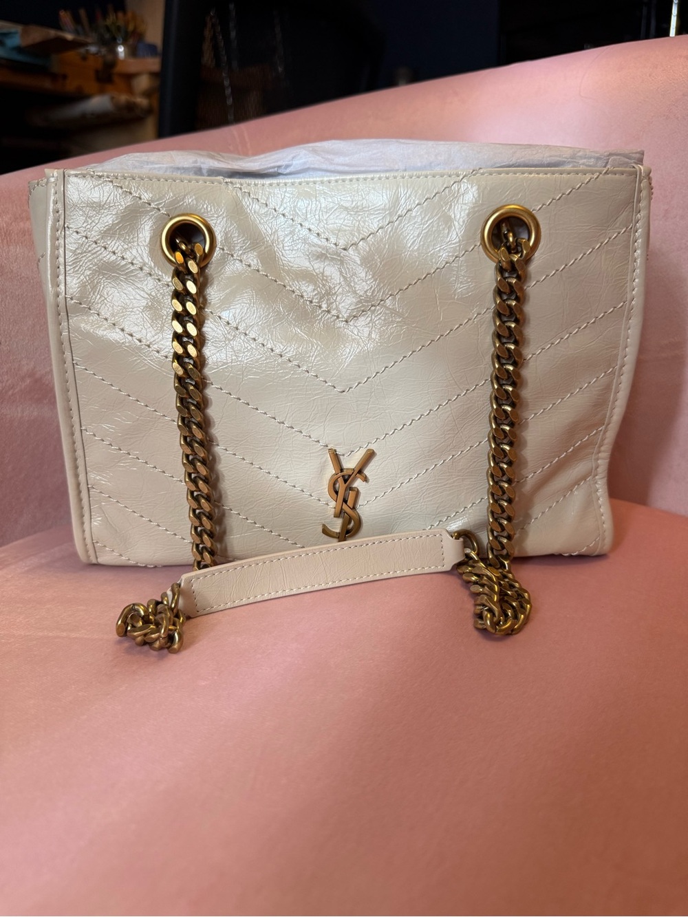 Small Cream Quilted Leather Shoulder shopper with Gold Chain